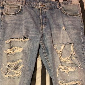 H&M Boyfriend Jeans